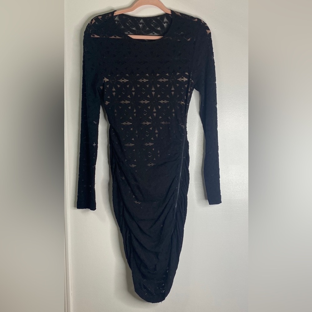 Bcbgmaxazria black and nude lace dress size small